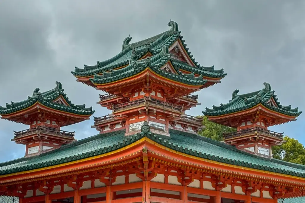 صورة 03787bc22c56de1af237801348fd8323d3a78b2a - المواكب الذهبية