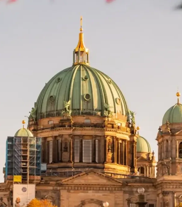 صورة 63266c1c6a01f84c555dc9245f2484cc986a8da0 - المواكب الذهبية